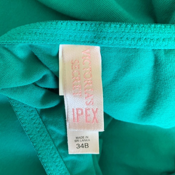 Victoria’s Secret IPEX Halter Top - Picture 3 of 4